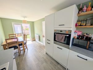 Photo 19- click for photo gallery